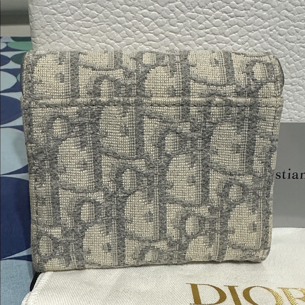 Dior Saddle Compact Tri-Fold Wallet - Picture 4 of 15